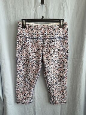 Sweaty Betty Power Cropped Workout Leggings in Multi-Color Hexagon- Size M